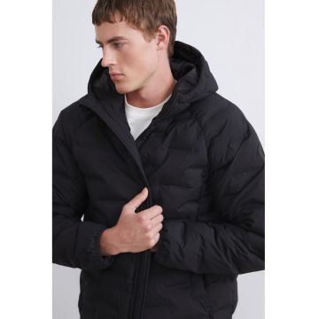 Geaca regular fit cu buzunare cu fermoar - Negru