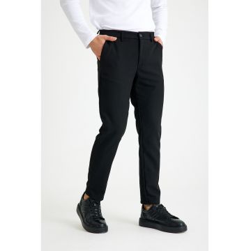 Pantaloni conici cu buzunare - Negru