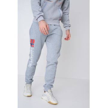 Pantaloni de trening cu croiala regular-fit si logo Machal - Rosu/Gri deschis/Bleumarin