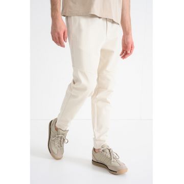 Pantaloni de trening cu model uni si snur de ajustare - Alb murdar