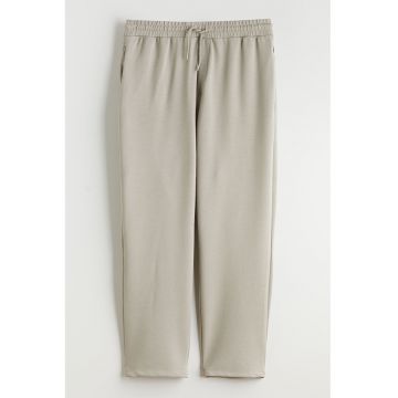 Pantaloni drepti de trening cu buzunare laterale - Bej