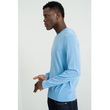 Pulover uni cu decolteu la baza gatului - Albastru pastel