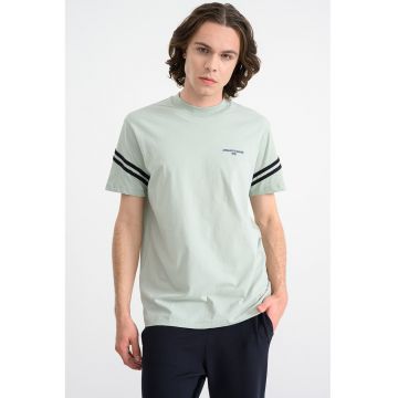 Tricou cu accente in dungi - Negru/Verde pal