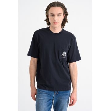 Tricou cu decolteu la baza gatului si buzunar pe piept - Albastru ultramarin