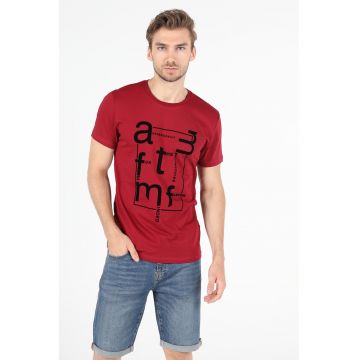 Tricou regular fit cu imprimeu text contrastant - Rosu/Negru