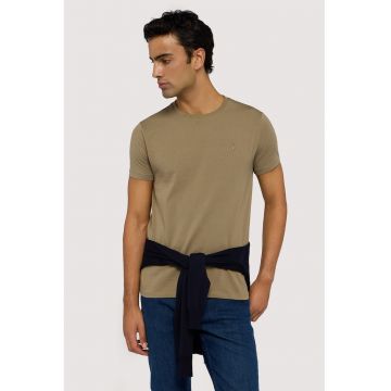 Tricou regular fit cu model uni - Caramel