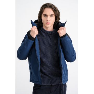 Geaca cu vatelina subtire si finisaj rezistent la apa - Negru/Albastru inchis