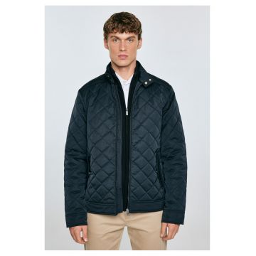 Geaca matlasata cu doua buzunare Edmont 906