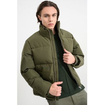 Jacheta cu model uni si fermoar - Verde masliniu