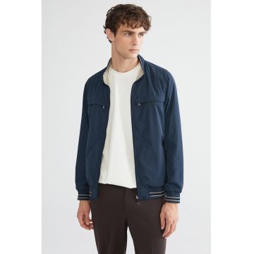 Jacheta reversibila cu buzunare laterale - Albastru inchis