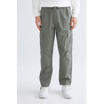 Pantaloni cargo cu snur de ajustare - Kaki