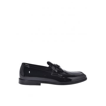 Pantofi loafer din piele lacuita - Negru