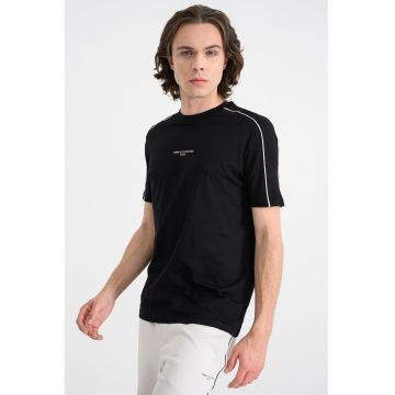 Tricou de bumbac cu decolteu la baza gatului si logo - Negru