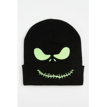 Caciula cu model - Negru/Verde fistic