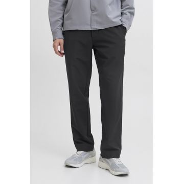 Pantaloni regular fit cu talie medie - Negru