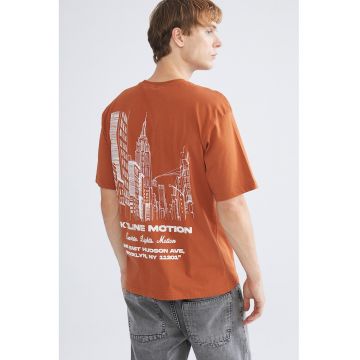 Tricou regular fit cu imprimeu - Alb/Portocaliu stins