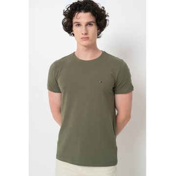 Tricou slim fit cu decolteu la baza gatului