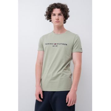Tricou slim fit din bumbac cu broderie - Verde pal