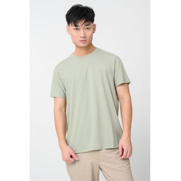 Tricou uni cu decolteu la baza gatului - Verde pal