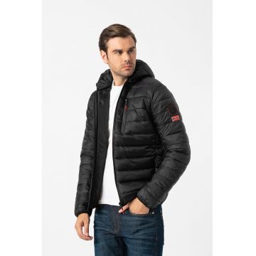 Geaca matlasata cu fermoar Alaric - Negru