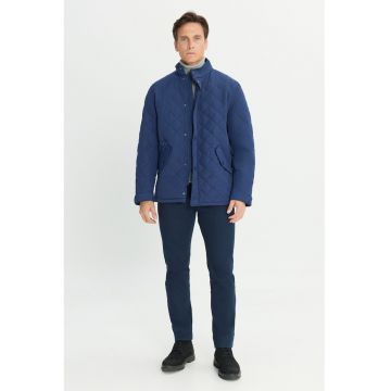 Jacheta cu buzunare cu clapa si capse - Albastru inchis