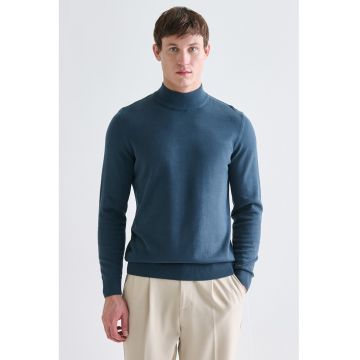 Pulover tricotat fin cu guler inalt - Albastru petrol