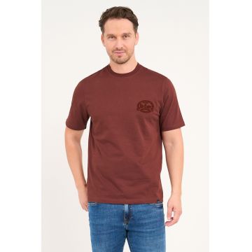 Tricou cu decolteu la baza gatului si logo - Maro cognac