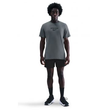 Tricou cu tehnologie Dri-FIT - pentru antrenament - Gri inchis