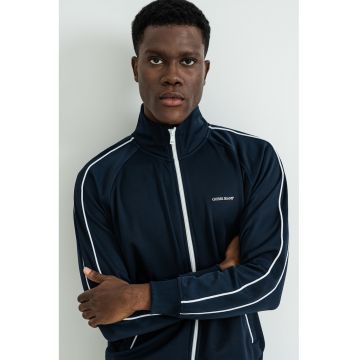 Bluza de trening slim fit cu guler inalt - Alb optic/Bleumarin