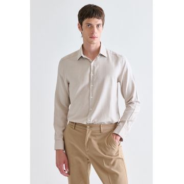Camasa slim fit cu guler ascutit - Alb murdar