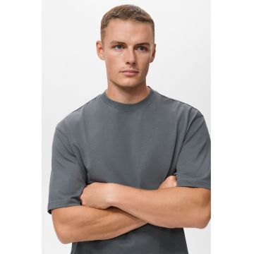 Tricou lejer cu decolteu la baza gatului - Albastru prafuit