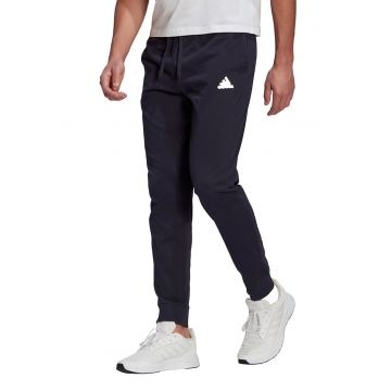 Pantaloni sport regular cu croiala conica Essentials - Bleumarin