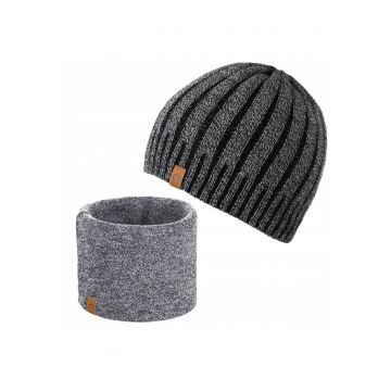 Set caciula + fular tip guler barbati - Brodrene - Acril - Circumferinta 56-60 cm - Fular 27 x 26 cm - Gri