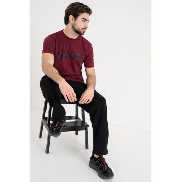 Tricou regular fit cu logo cauciucat Dulivio - Negru/Violet tyrian