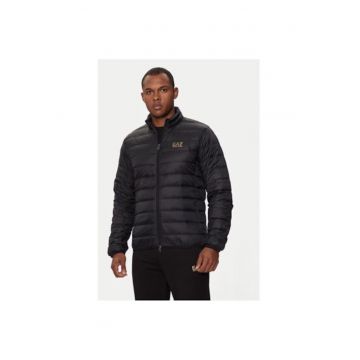 Geaca cu umplutura de puf