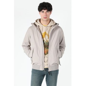 Jacheta cu gluga si buzunare frontale - Maro nisip