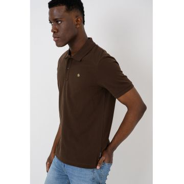 Tricou regular fit cu guler polo - Maro