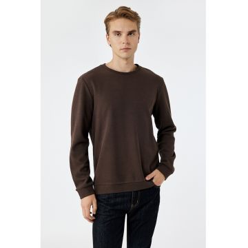 Bluza de trening cu decolteu la baza gatului si model uni - Maro inchis