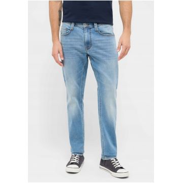 Blugi Barbati -  Oregon Slim K - Slim Fit - Talie Joasa - Fermoar - Lungi - 5 Buzunare - Bumbac - Elastan - W32-L32 US - Albastru