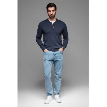 Pulover cu decolteu la baza gatului si fermoar scurt - Bleumarin