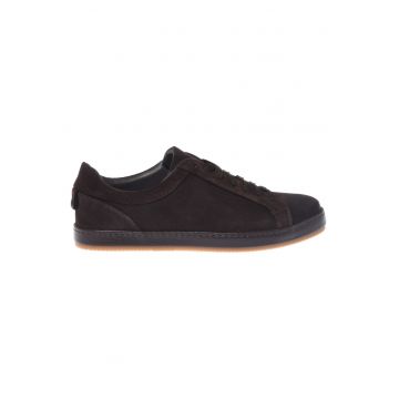 Pantofi sport low-cut de piele intoarsa - Maro