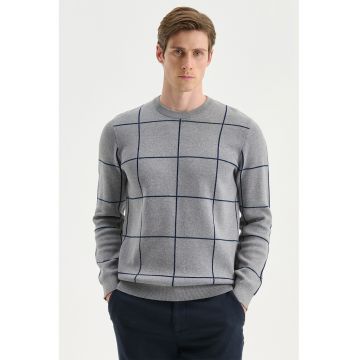 Pulover cu decolteu la baza gatului si model - Gri melange/Bleumarin