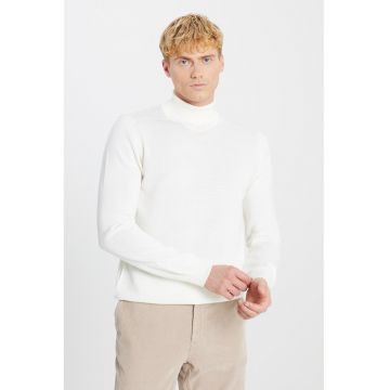Pulover din amestec de lana cu guler inalt - Alb