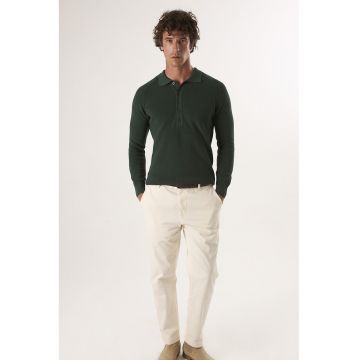 Pulover din bumbac cu fenta cu nasturi