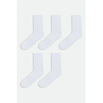 Set de sosete lungi cu striatii si model uni - 5 perechi - Alb