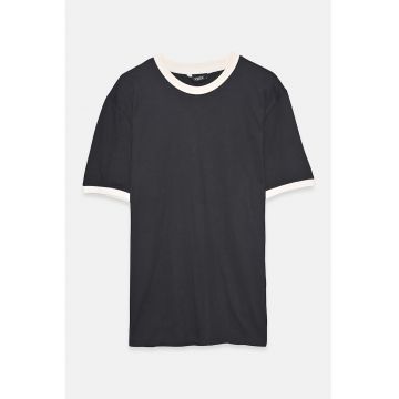 Tricou regular-fit cu decolteu la baza gatului - Negru stins