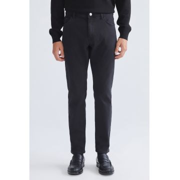 Blugi cu croiala dreapta - Negru