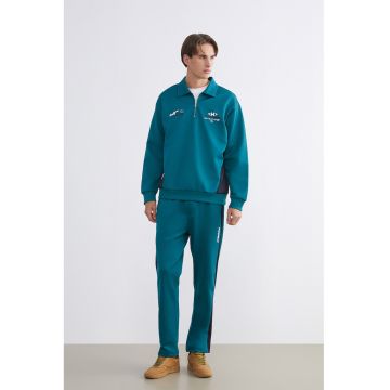Pantaloni de trening cu croiala dreapta si banda laterala contrastanta - Verde aquamarin
