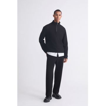 Pantaloni regular fit de trening cu snururi - Negru/Negru stins