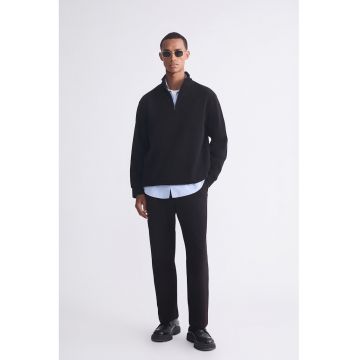 Pantaloni regular fit de trening cu snururi - Negru